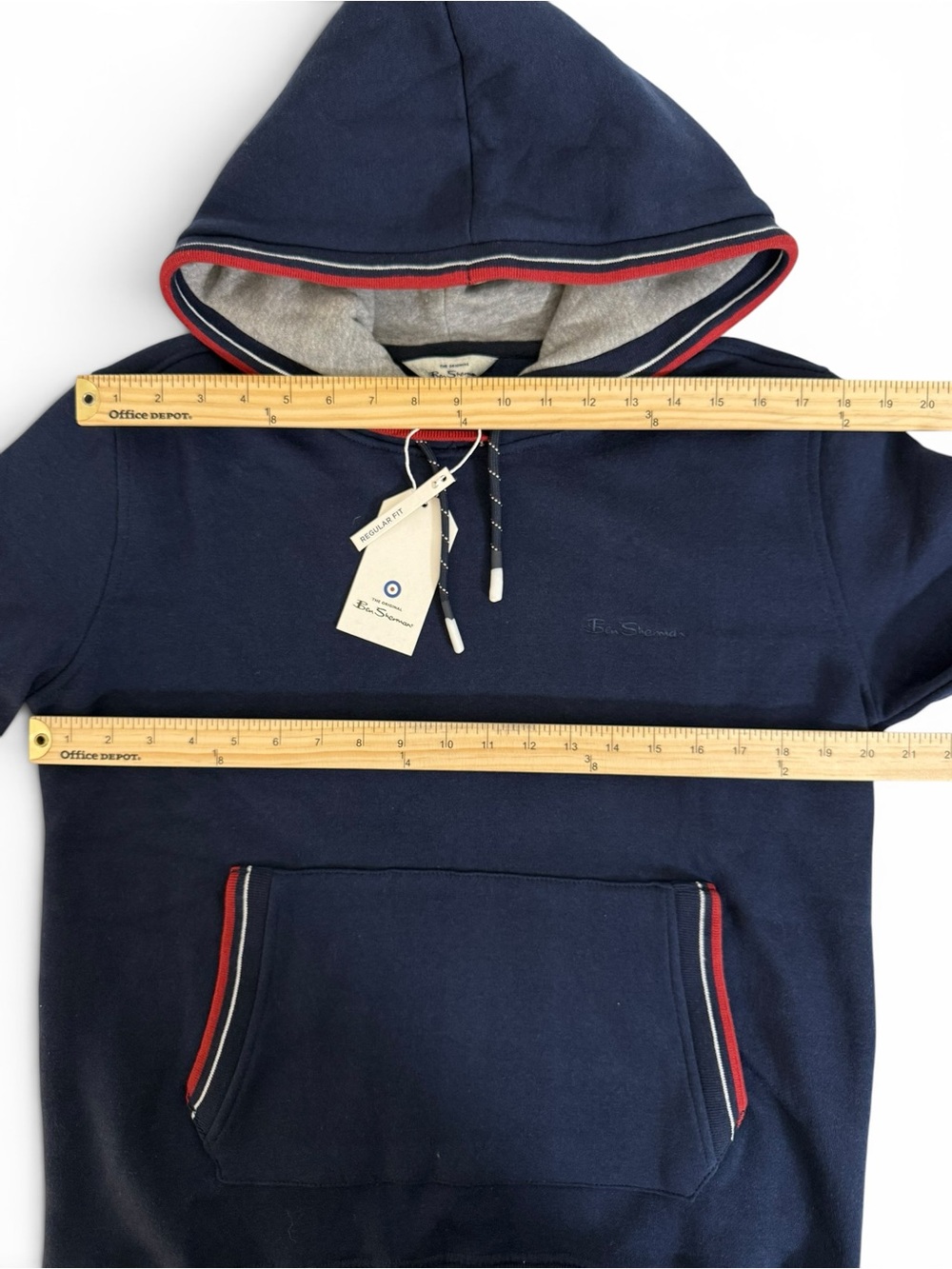 Ben Sherman Navy Hooded Pullover Sweater Red White Trim Men’s Small NWT - Picture 3 of 9